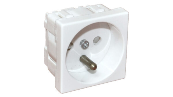 Gniazdo elektryczne 45×45, białe – 2P+Z PZ01B