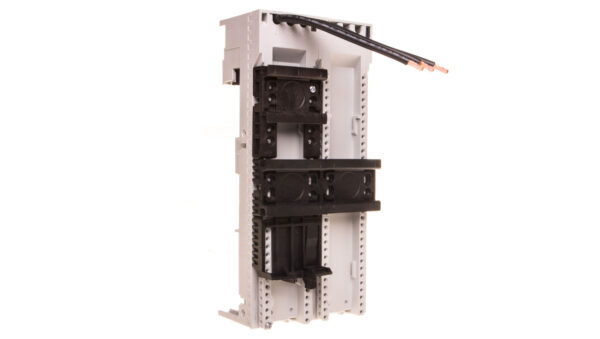 Adapter na szyny szerokości 90mm 32A rozstaw 60mm 3 szyny BBA0R-32 101454