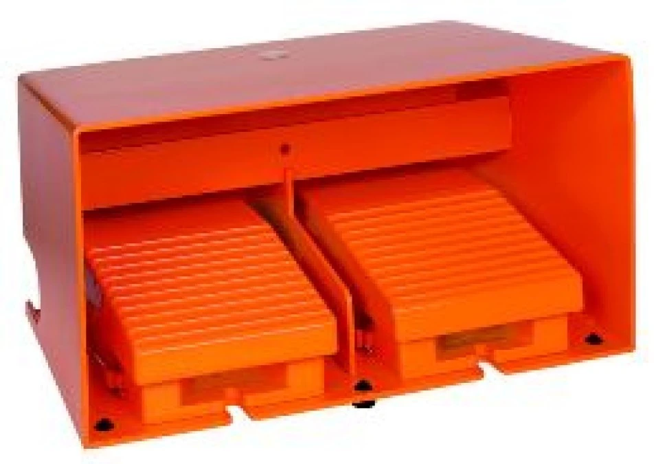 Podówjny Przełącznik nożny XPE‑R, z osłoną, metallowy, pomarańcz.‑ 2NZ+2NO XPER3100D